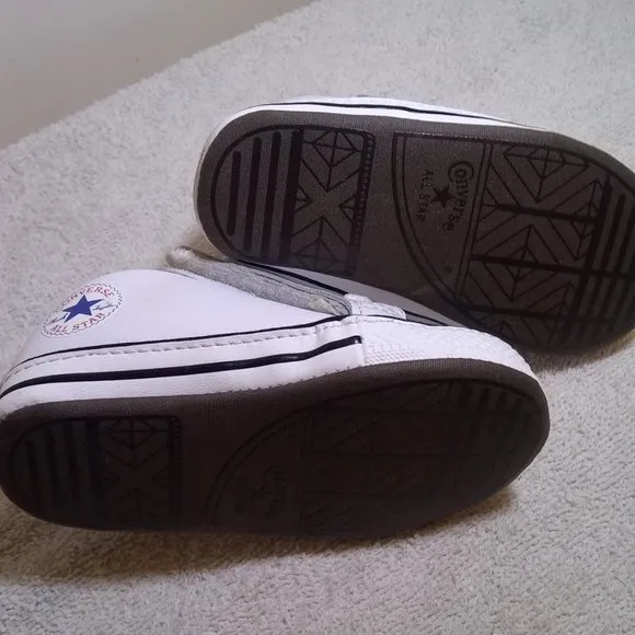 Converse Cribster Mid Baby Shoes White/Natural Ivory/White New Still In Box.....
