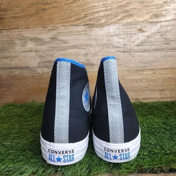 Converse Men's Black and Blue High-Top Sneakers