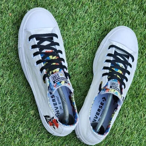 CONVERSE *MI GENTE* - Womens Sneakers - SIZE 9