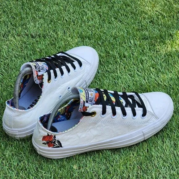 CONVERSE *MI GENTE* - Womens Sneakers - SIZE 9