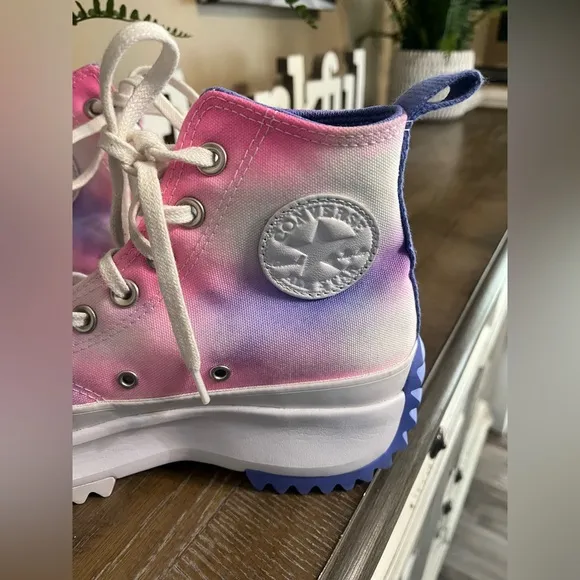 Converse Run Star Hike High Womens Shoes Pink White Purple Size 8.5