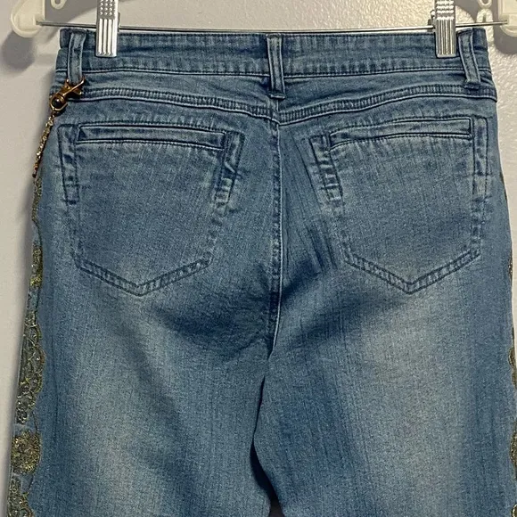 COPY - NWOT Cache Vintage Y2K Silver Embroidered Low Rise Jeans Size 6.