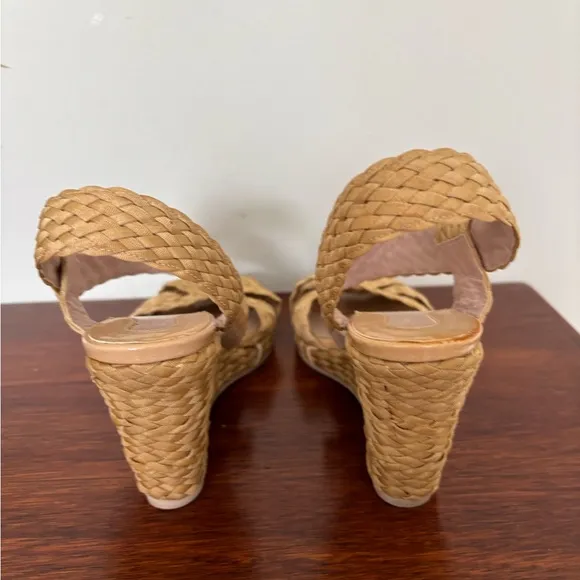 COPY - Salvatore Ferragamo Dulcinea Woven wedges sandals nude size 7AA LIKE NEW!