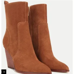 COPY - Veronica Beard Women's Logan Suede Booties Boots Hazelwood NIB 498 9.5