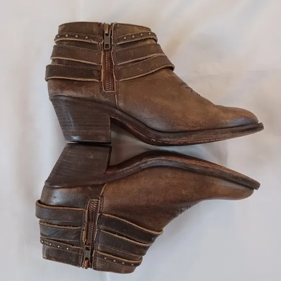 Corral Boots Circle G Booties Western Brown Leather Distressed Cowhide Size 8.5