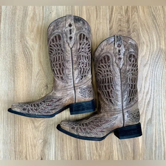 CORRAL LADIES BROWN BLACK WING AND CROSS SQUARE TOE A2040 Size 9.5 M NWOB
