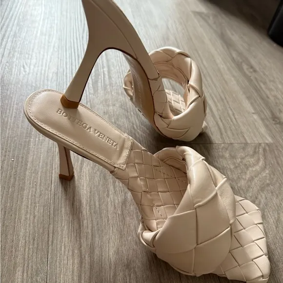 Cream Sandals with Woven Design Bottega