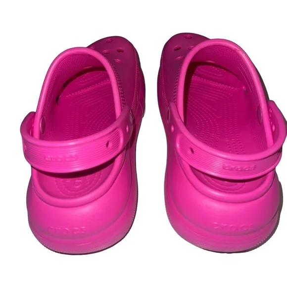 Crocs Classic Crush Clog Women’s Size 9 Bright Pink Barbiecore Perfect