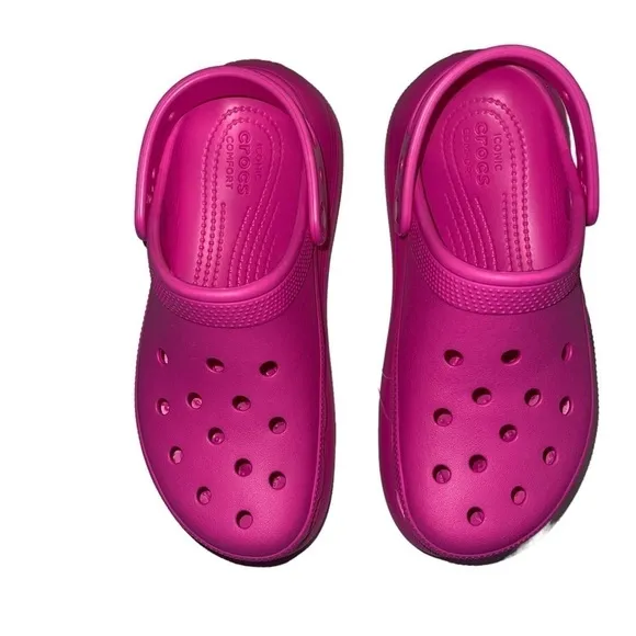 Crocs Classic Crush Clog Women’s Size 9 Bright Pink Barbiecore Perfect