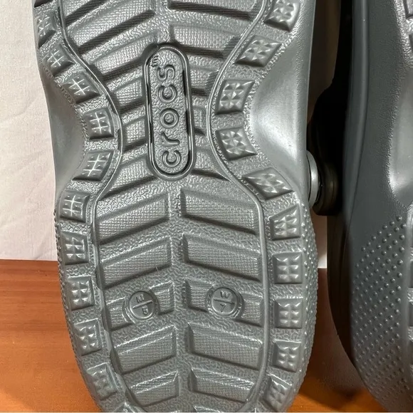 Crocs Gray Classic Lined Unisex Clog Size 5 or 7 #B1865