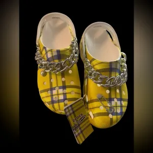 CROCS x Clueless platform yellow plaid women’s clogs Size 10 slip on shoes