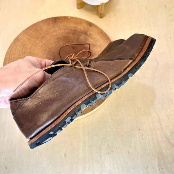 Cydwoq Vintage | School Lace Up Shoes with Vibram soles Size 38.5/8.5