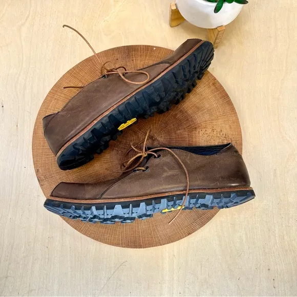 Cydwoq Vintage | School Lace Up Shoes with Vibram soles Size 38.5/8.5