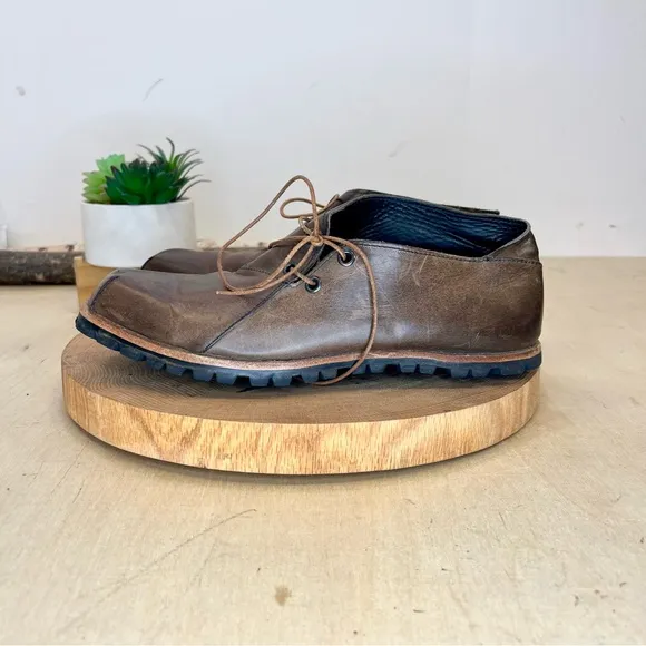 Cydwoq Vintage | School Lace Up Shoes with Vibram soles Size 38.5/8.5