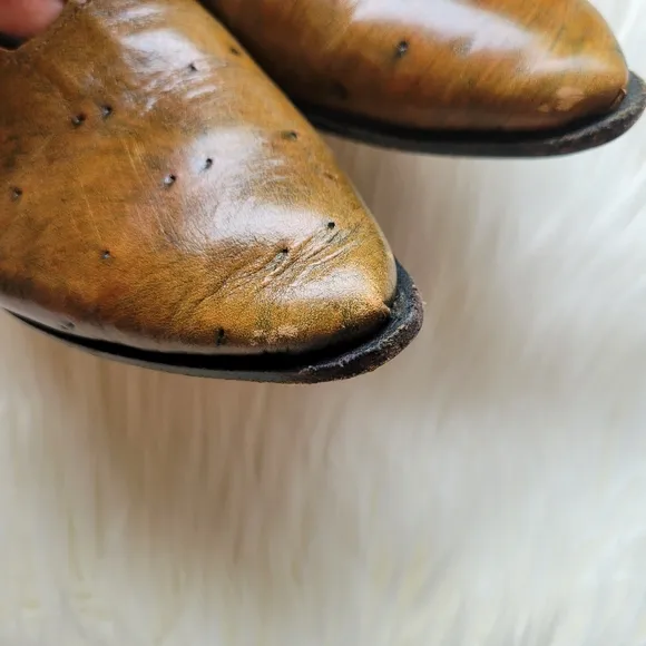 Cydwoq Vintage Shoes