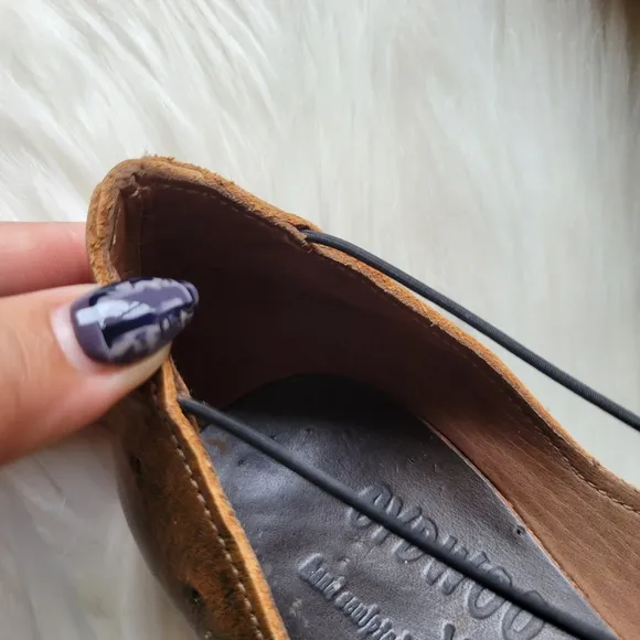 Cydwoq Vintage Shoes