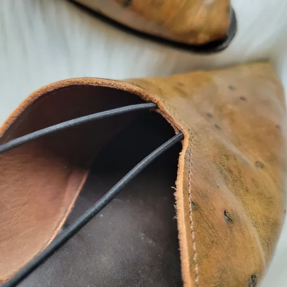 Cydwoq Vintage Shoes