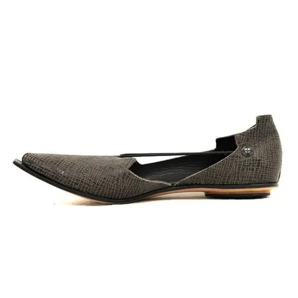 Cydwoq Vintage Shoes