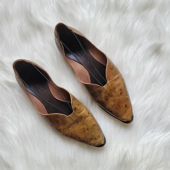 Cydwoq Vintage Shoes