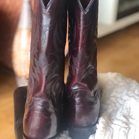 DAN POST Leather Cowboy Boots, Style DP 2112R
