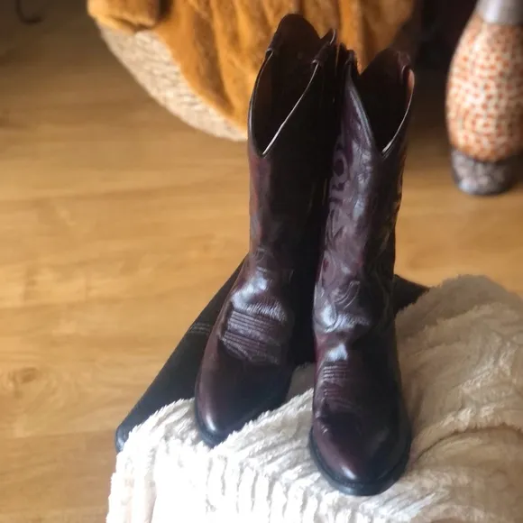 DAN POST Leather Cowboy Boots, Style DP 2112R