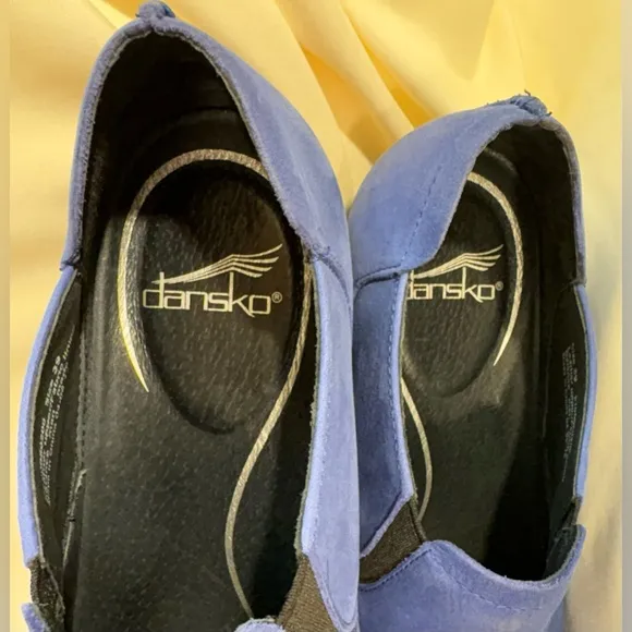 Dansko Leather Heeled Blue Clog Size 39/8