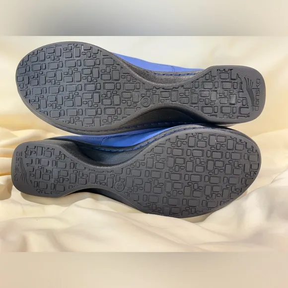Dansko Leather Heeled Blue Clog Size 39/8