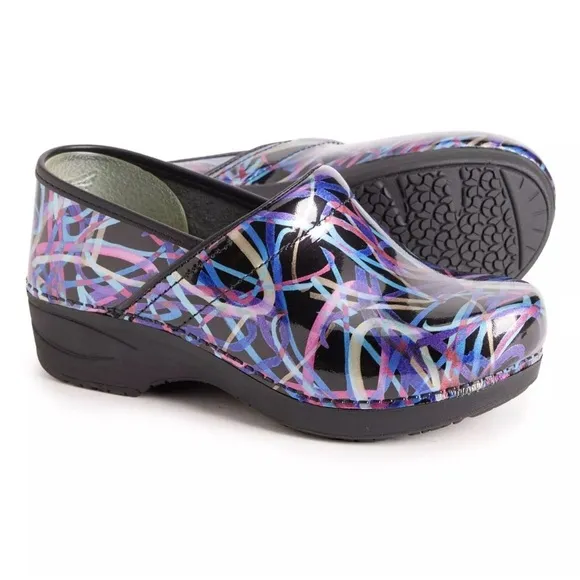 Dansko Professional Clogs Patent Leather Slip On Shoes Size 37 US Size 7