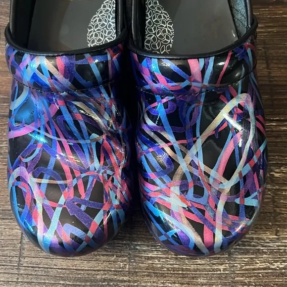 Dansko Professional Clogs Patent Leather Slip On Shoes Size 37 US Size 7
