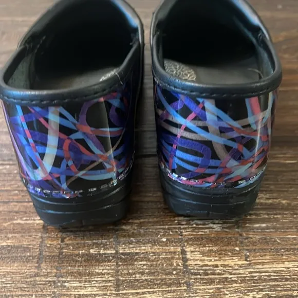 Dansko Professional Clogs Patent Leather Slip On Shoes Size 37 US Size 7