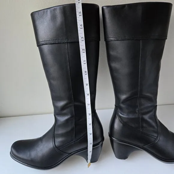 Dansko Risa Tall Leather Low Heel Black Riding Knee High Boots w FLAW Size 39