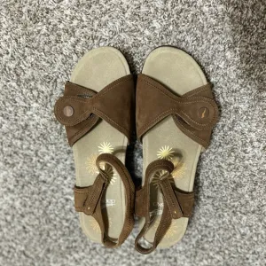 Dansko Women Sandals Iris Nubuck Comfort Leather Ankle Strap shoes EU 42 US 11.5