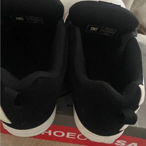 DC Black Sneakers High-Top Skate Shoes