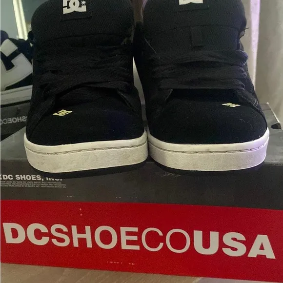 DC Black Sneakers High-Top Skate Shoes