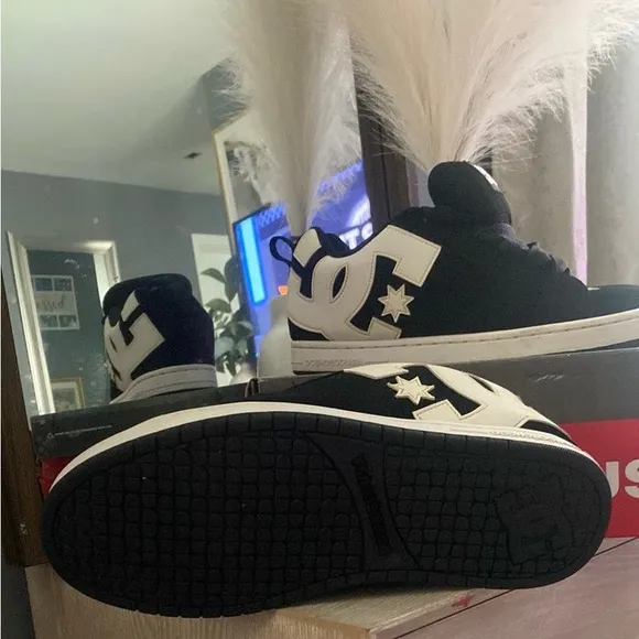 DC Black Sneakers High-Top Skate Shoes