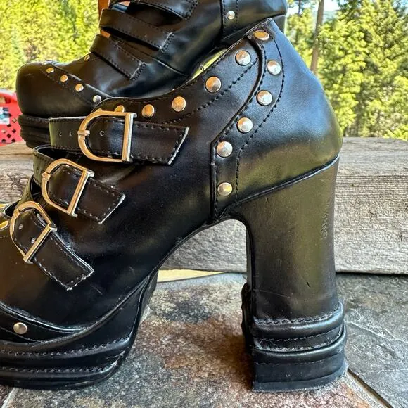 Demonia Vampire Platform Mary Jane Studded 3 Straps SZ 7 Chunky Gothic Punk