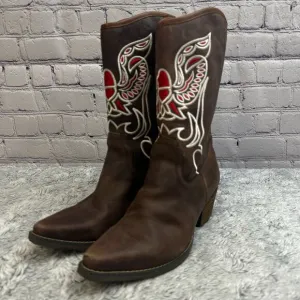 Dingo Brown Leather City Limits Boots Embroidered Eagle 7M Western Chic Country