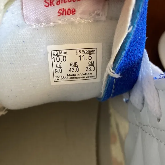 Disney Vans Donald Duck Blue Sk8-Hi Shoes