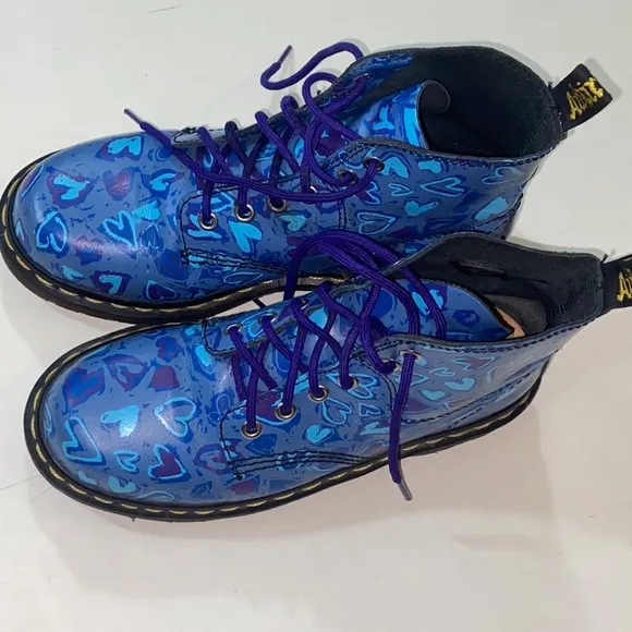 Doc Dr Martens Made In England Woman Shoes Size 7 Approximately