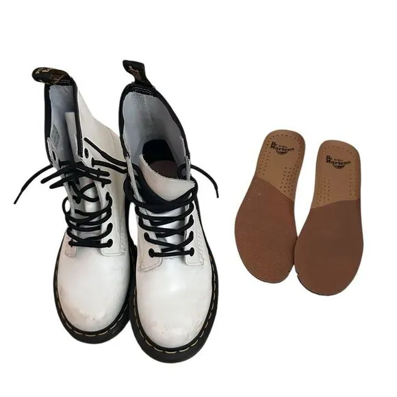 Doc Dr Martens Women 7 White Combat Boots Air Wair 11821