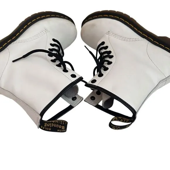 Doc Dr Martens Women 7 White Combat Boots Air Wair 11821