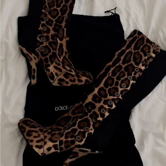 Dolce &amp; Gabbana Leopard Print Boots