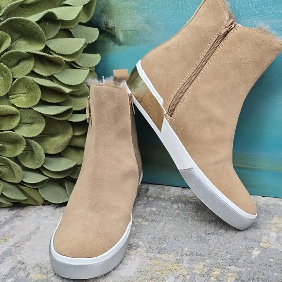 Dolce Vita Ankle Boot - Zucca Tan Suede