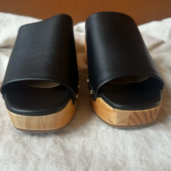 Dolce Vita Black “Dorado” Leather Clogs Size 8 New!
