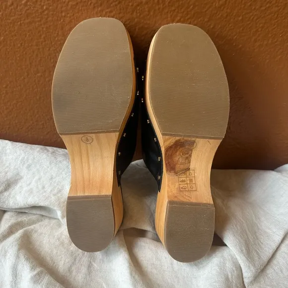 Dolce Vita Black “Dorado” Leather Clogs Size 8 New!