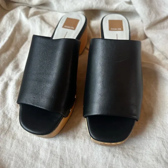 Dolce Vita Black “Dorado” Leather Clogs Size 8 New!