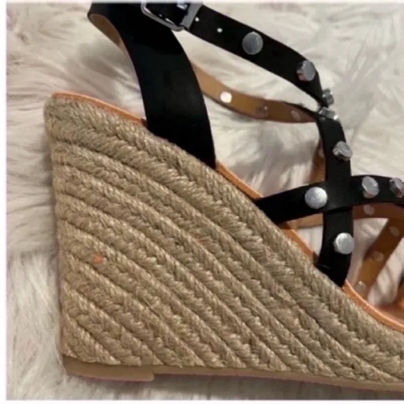 Dolce Vita Black Wedge Sandals Size 7.5