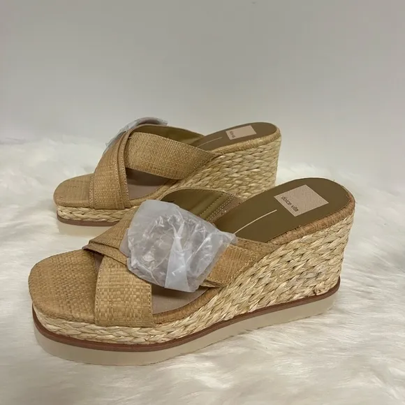 Dolce Vita Liesel Raffia Slip On Open Toe Platform Wedge Sandals In Tan