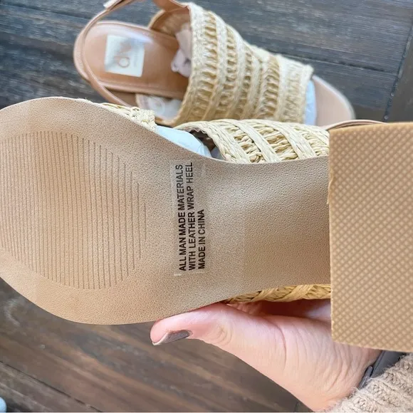 Dolce Vita Rian Natural Woven Rattan Jute Straw Slingback Block Heel Sandals 9
