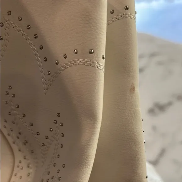 Dolce Vita Woman’s White Western Boots Size 9.5